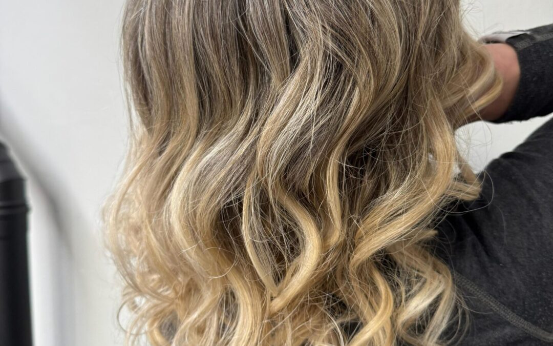 Balayage da Emotion: guida completa alla schiaritura naturale e su misura